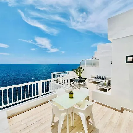 Sea Breeze Apartament *